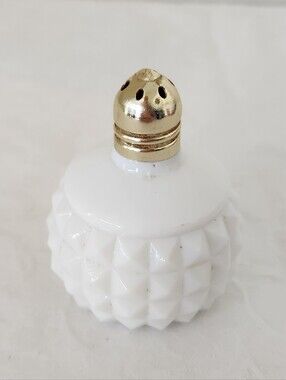 Vintage Hobnail Milkglass Salt Pepper Shaker